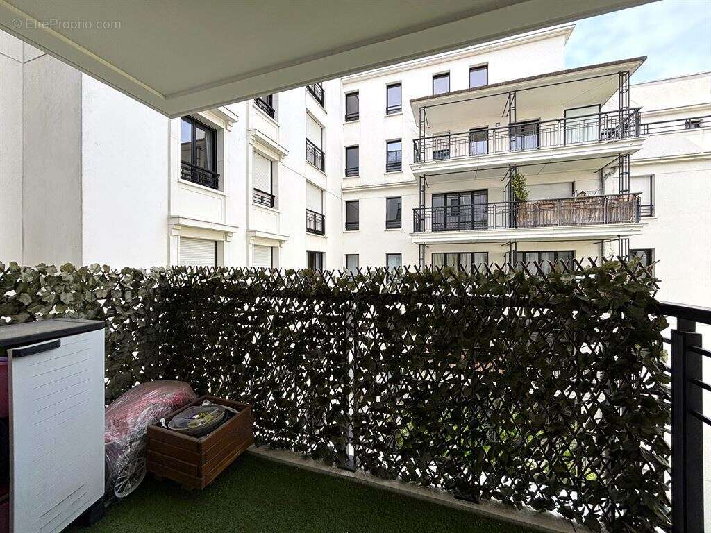 Appartement à SURESNES