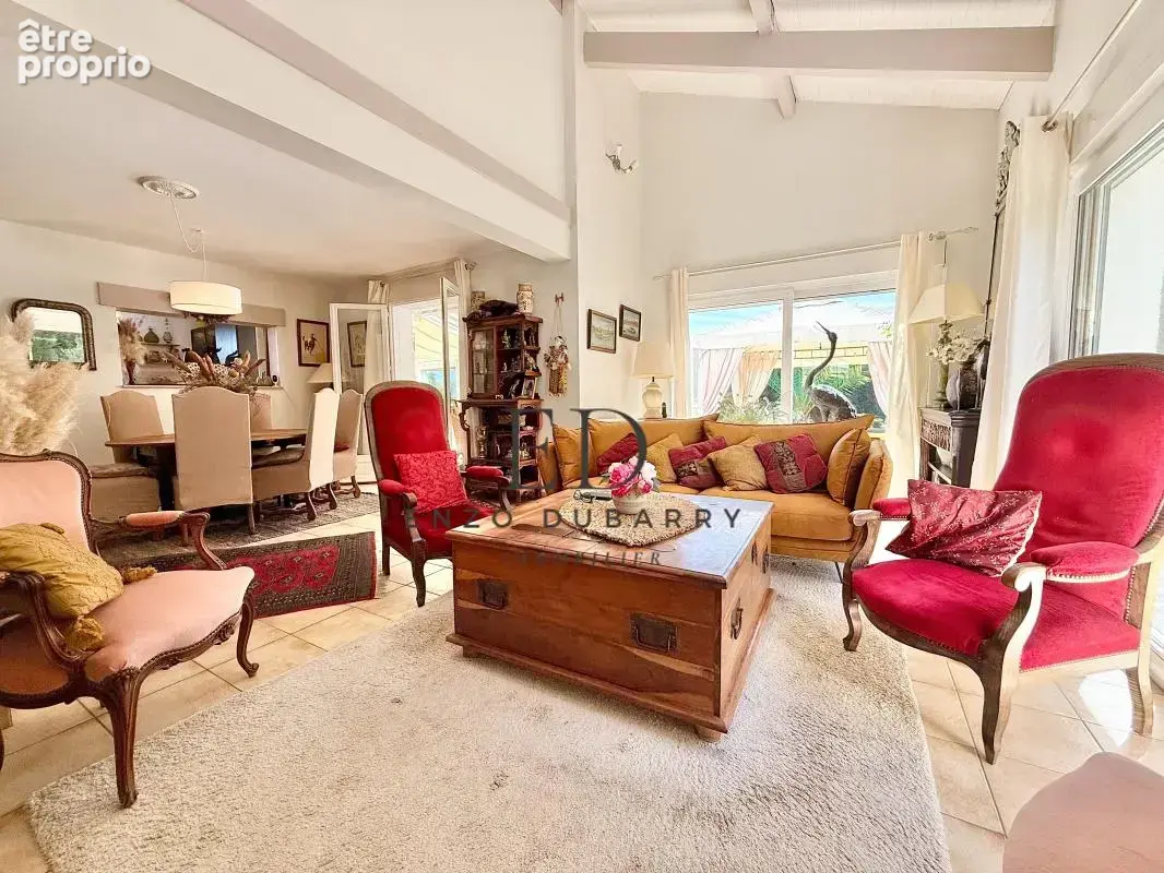 Maison 5 pièces 142 m² à vendre à Bassussarry (64200) - photo 5