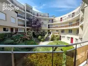 Appartement à VAUJOURS