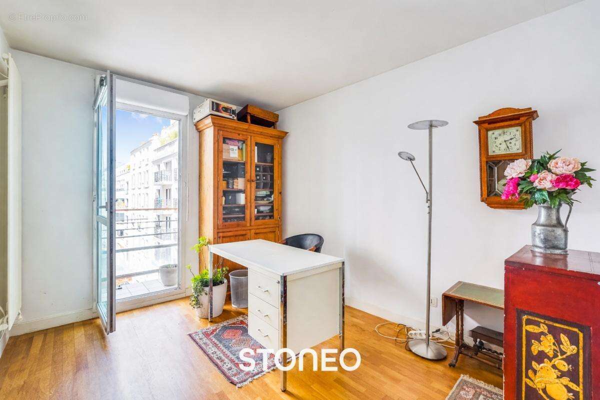 Appartement à LEVALLOIS-PERRET