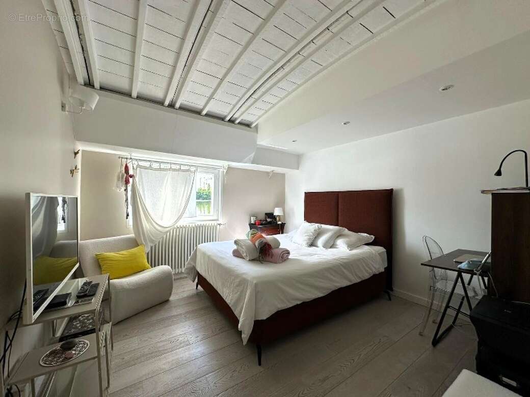 Maison 178 m² à Conflans-Sainte-Honorine  - photo 6