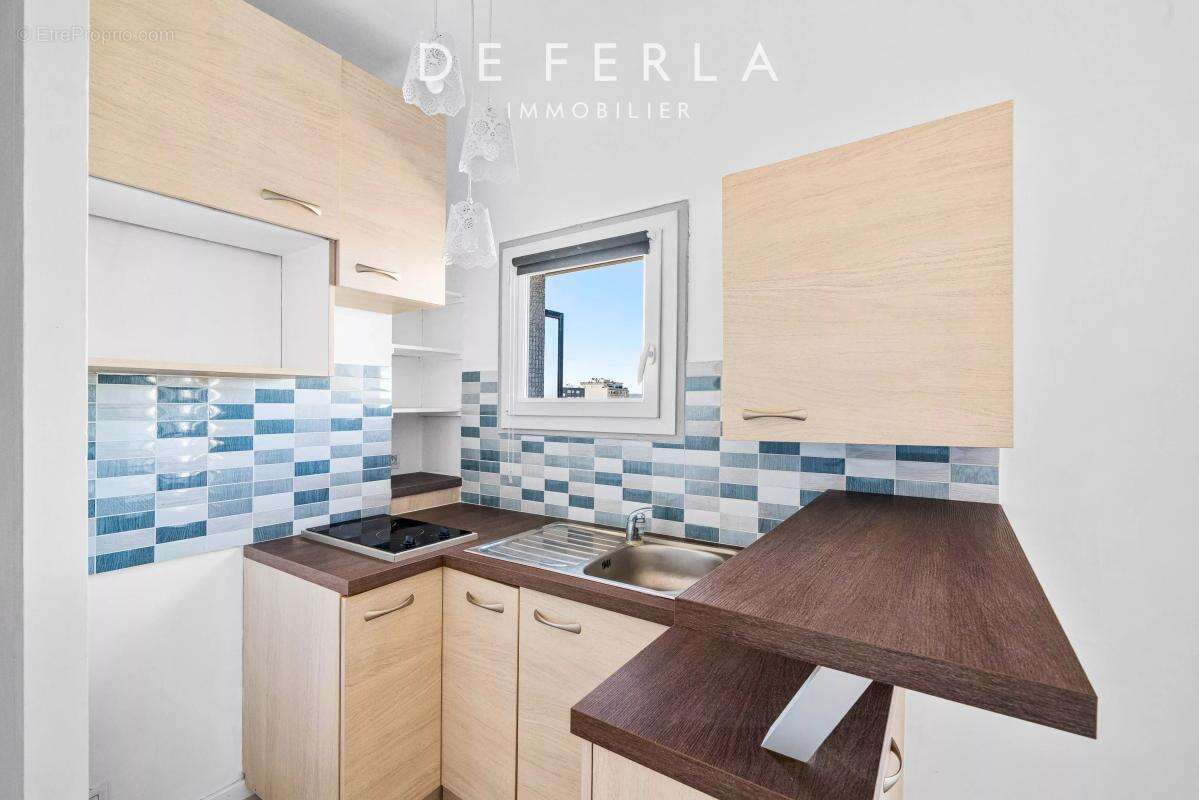 Appartement à PARIS-15E
