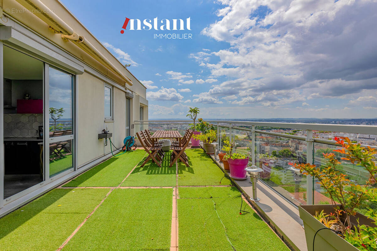 Appartement à LYON-5E