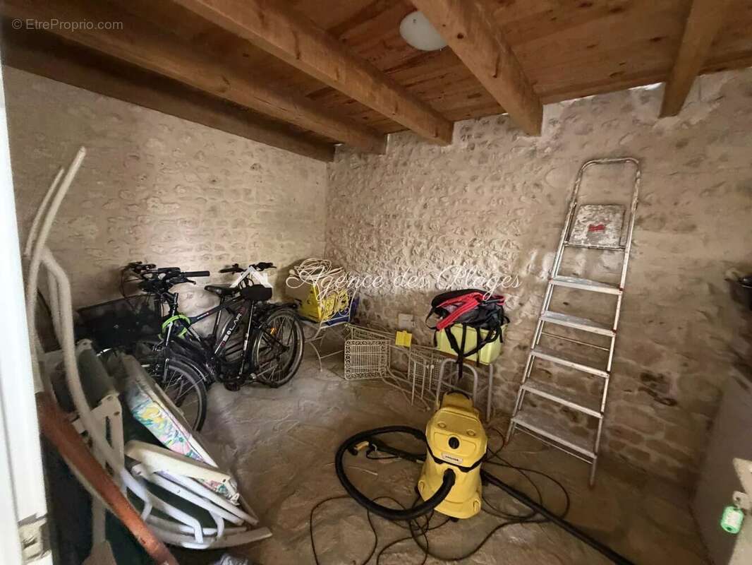 Maison à MESCHERS-SUR-GIRONDE