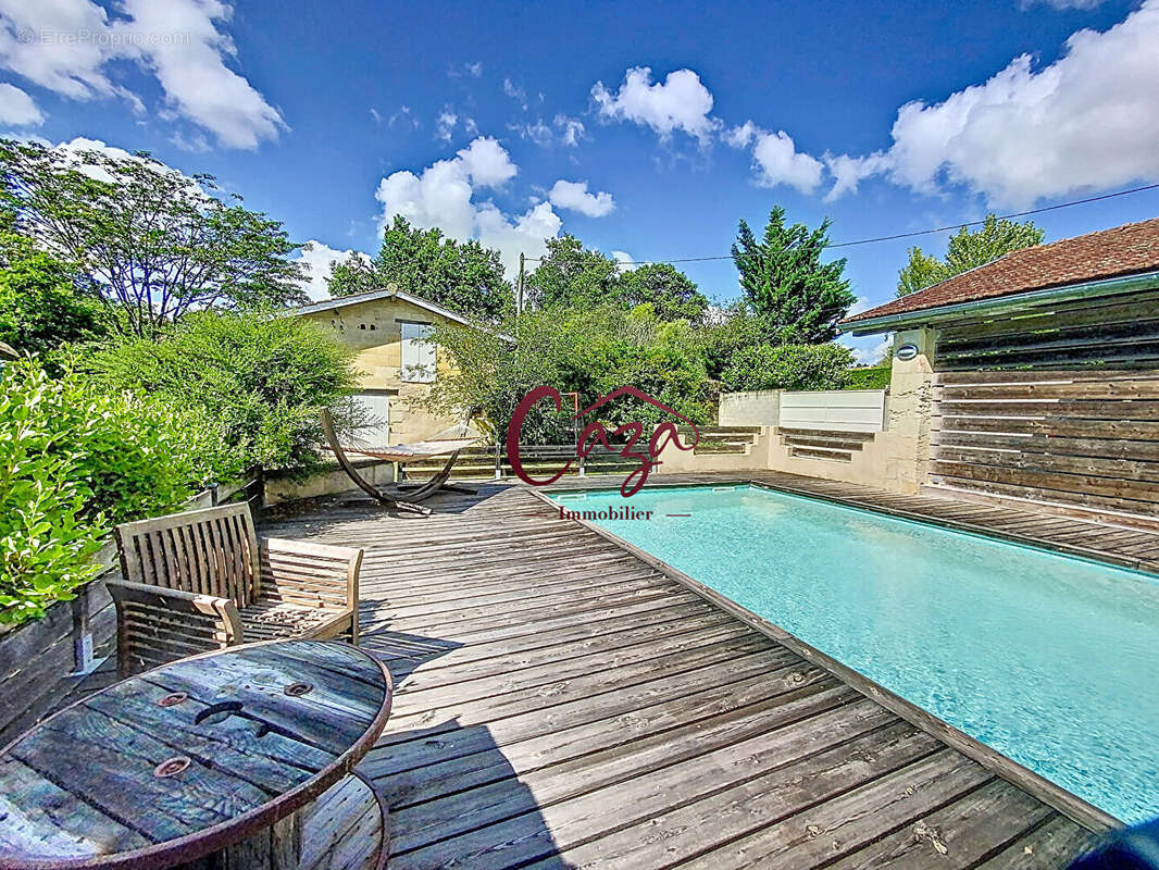 Maison à CAMBLANES-ET-MEYNAC