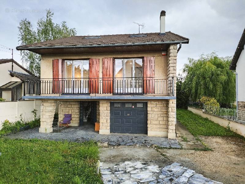 Maison à MITRY-MORY