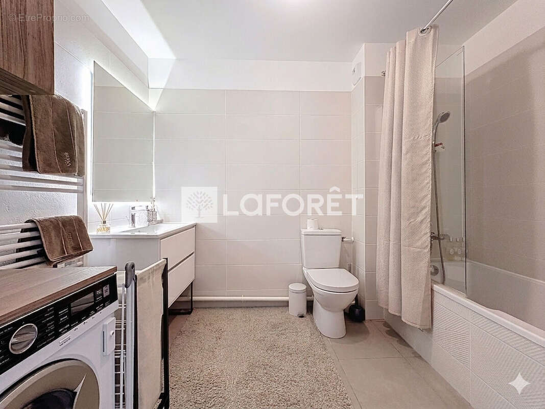 Appartement à SURESNES