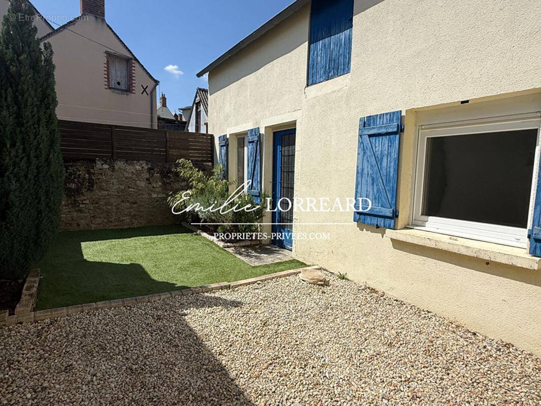 Maison à CONNERRE