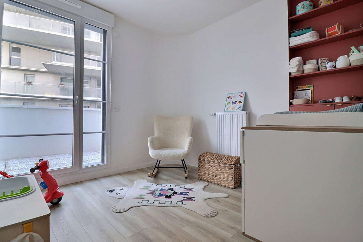 Appartement à COLOMBES