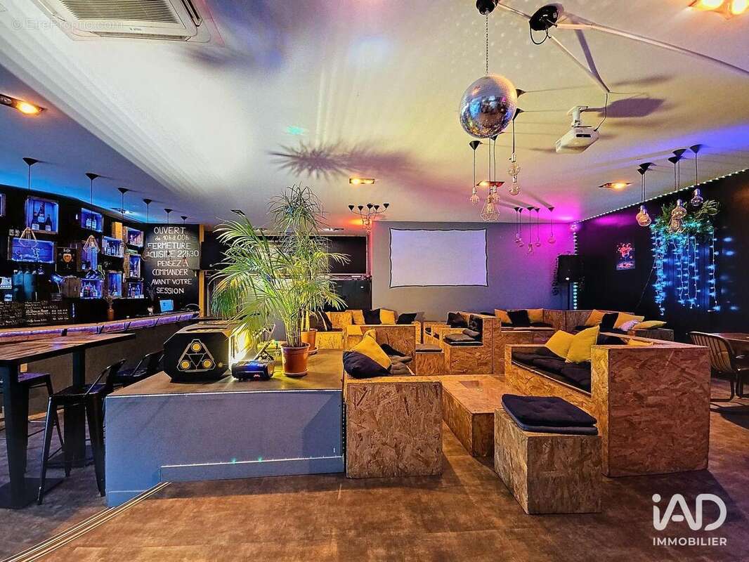 Photo 4 - Commerce à GIERES