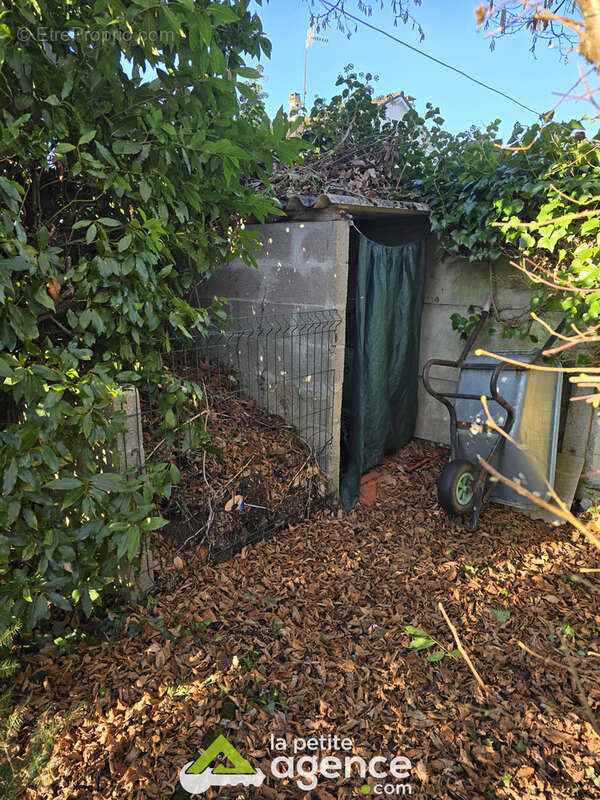 Maison à SAINT-AMAND-MONTROND