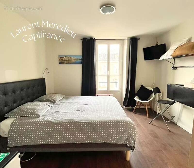 Commerce à SAINT-AIGULIN