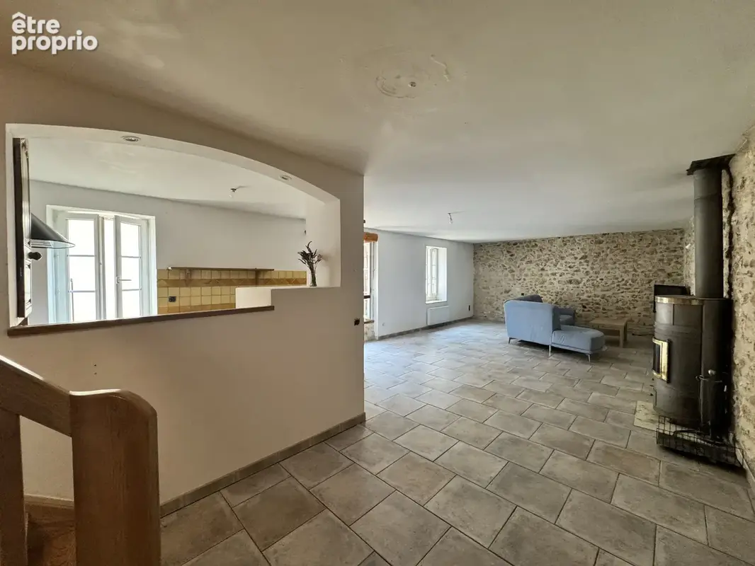 34150 Saint-Jean-De-Fos maison vigneronne de 120 m2 et appartement de 40 m2 avec garage et terrasse - photo 2