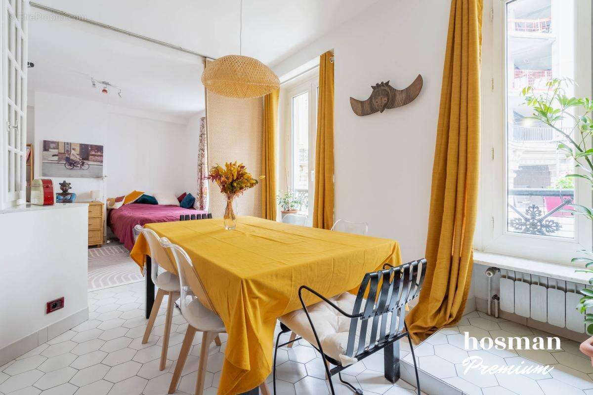 Appartement à PARIS-18E