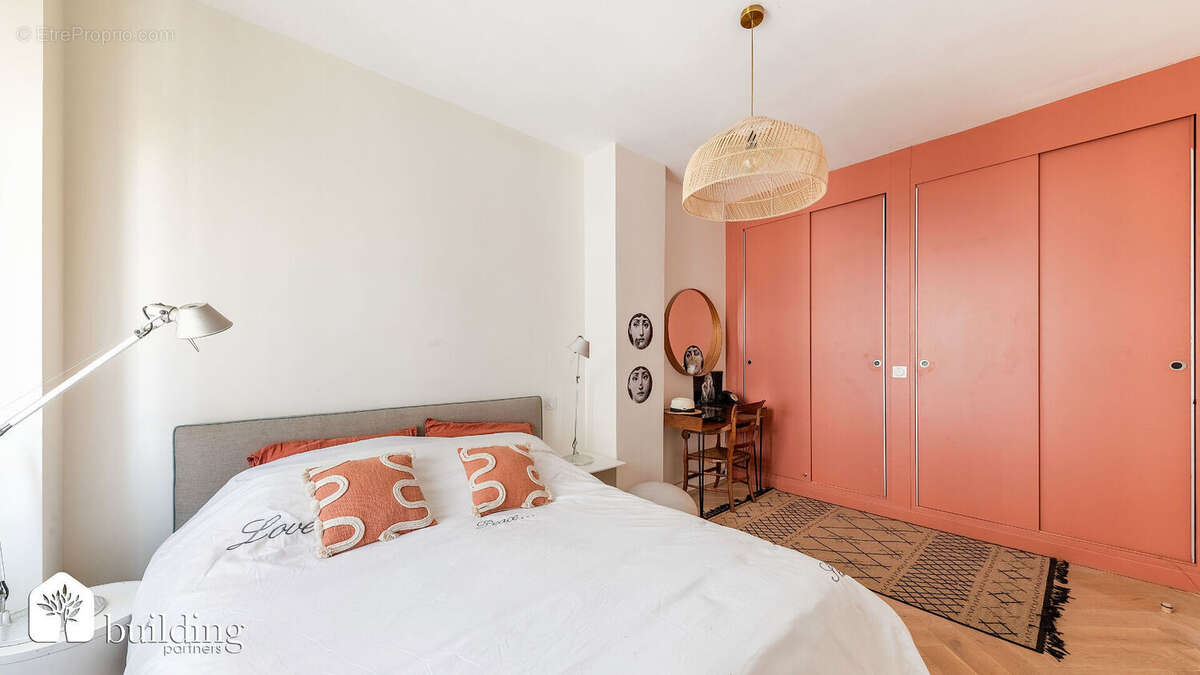 Appartement à LEVALLOIS-PERRET