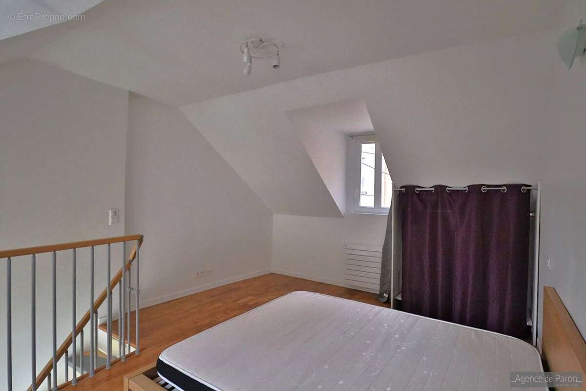 Maison à VERRIERES-LE-BUISSON