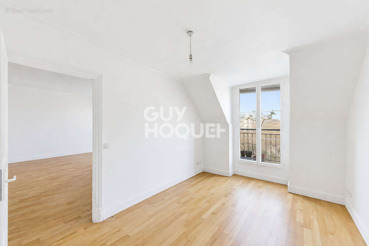 Appartement à PARIS-9E