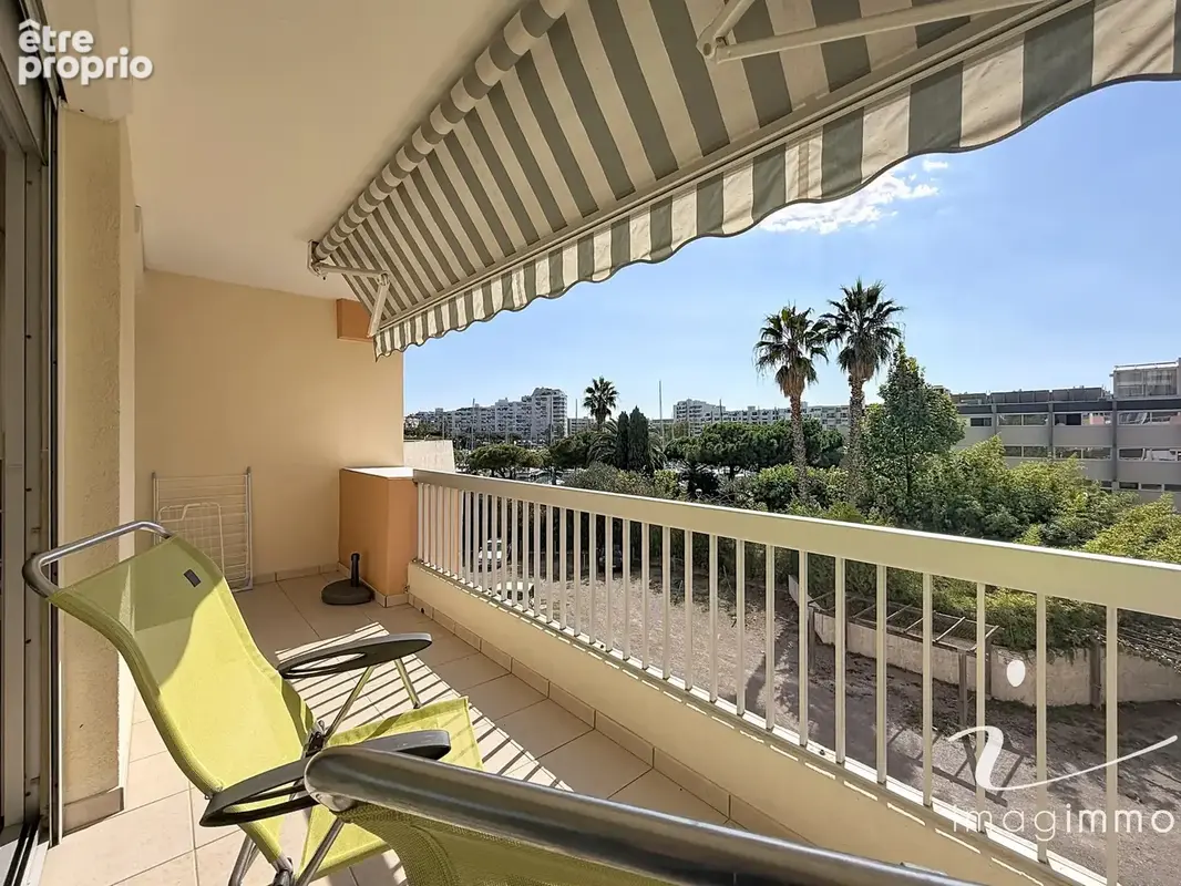 Sur le port confortable 3 pieces avec parking securise interieur - photo 11