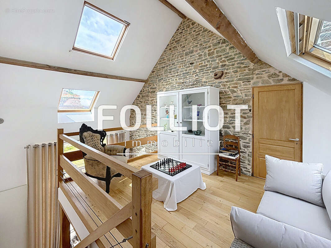 EXCLUSIVITE Maison Souleuvre en Bocage 6 pièce(s) 189 m2  REF 14407SL - photo 7