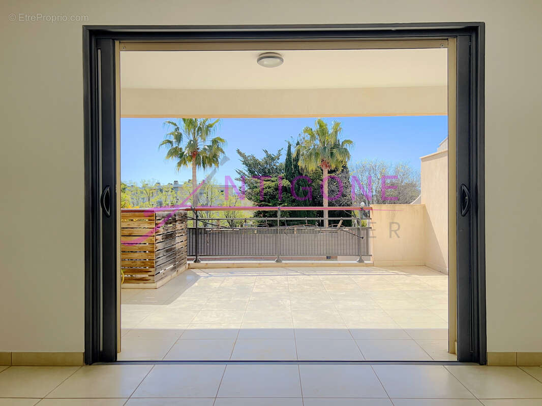 Appartement à SANARY-SUR-MER