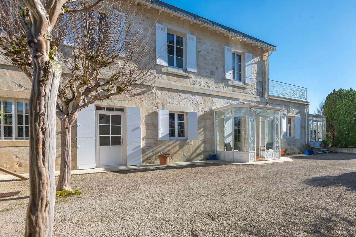 Maison à CARIGNAN-DE-BORDEAUX