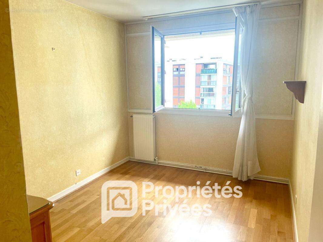 Appartement 69 m2, 3 pièces, balcon, cave, parking - photo 9
