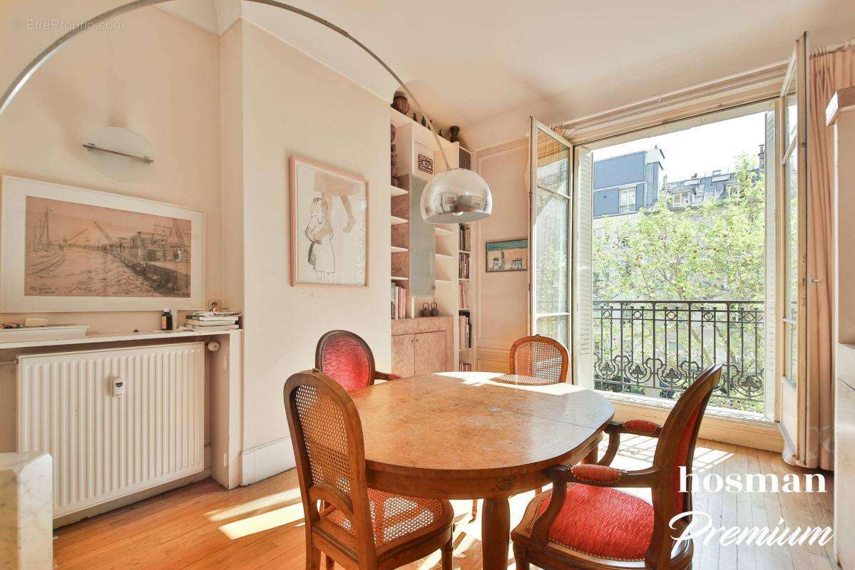 Appartement à PARIS-6E