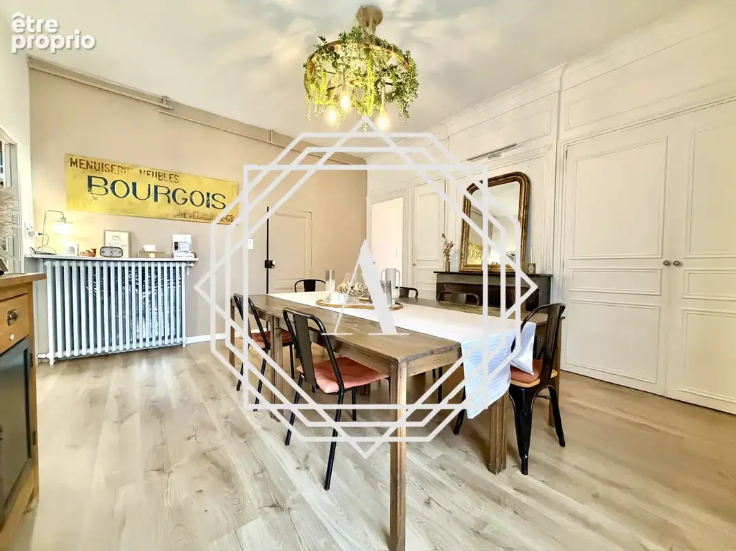 Maison de caractère de 205 m2 avec piscine et dépendances - photo 3