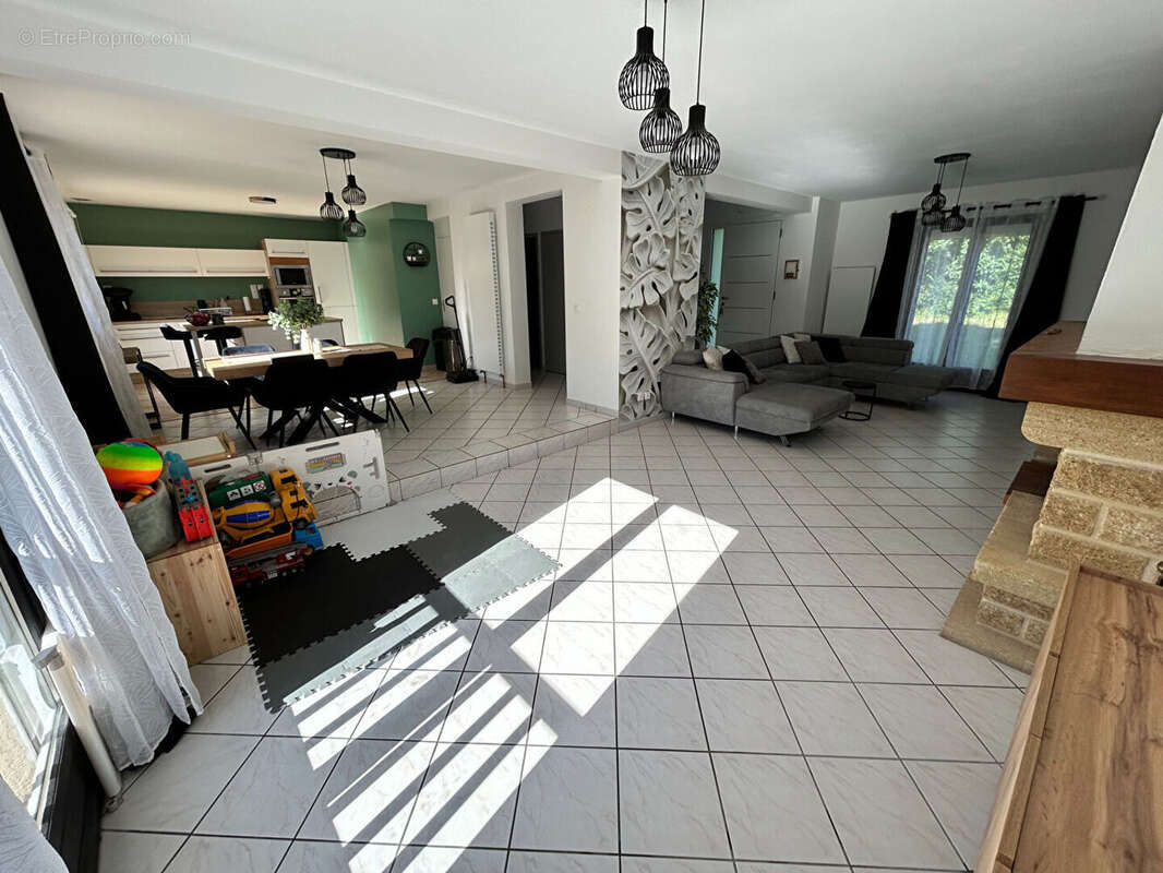 Maison à VILLIERS-SAINT-DENIS