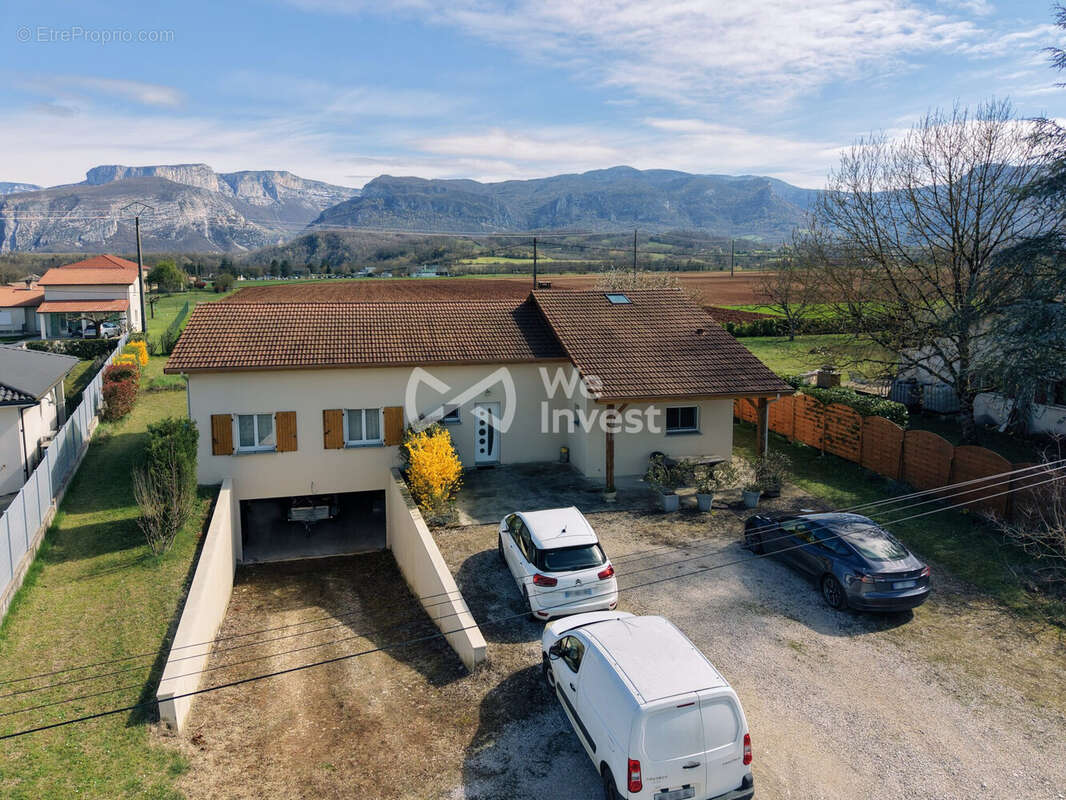 Maison à SAINT-THOMAS-EN-ROYANS