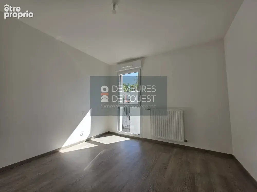 T2 - 42 m2 - 1 chambre - 1 grand balcon sud - 1 parking en sous-sol - photo 11
