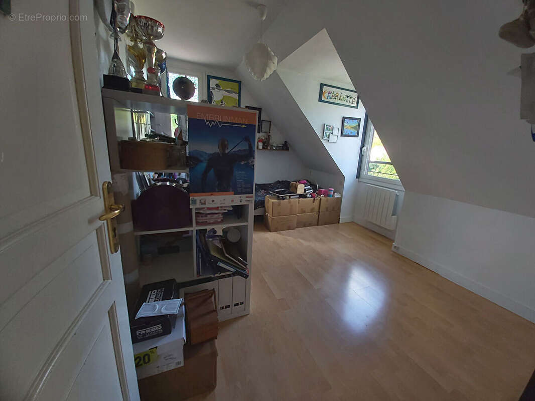 Maison à MONTIGNY-LE-BRETONNEUX