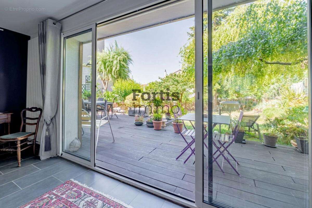 Maison à FONTENAY-SOUS-BOIS