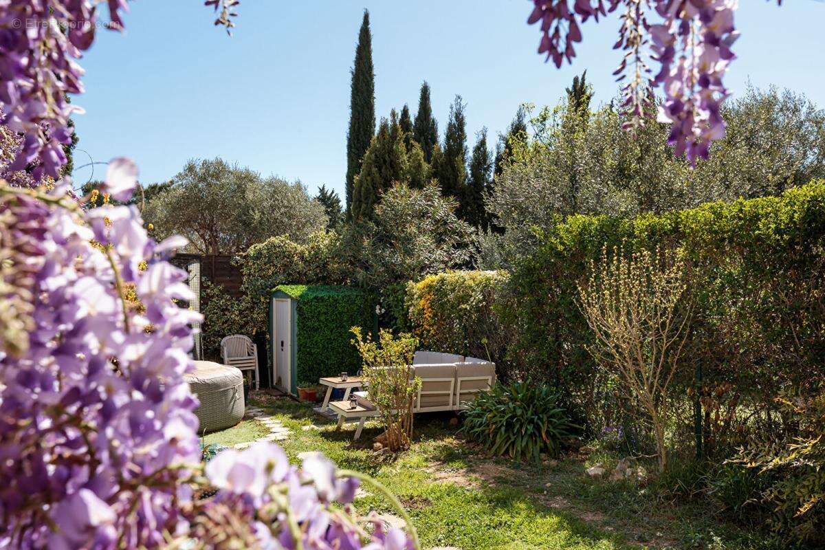 Maison à MONTAUROUX