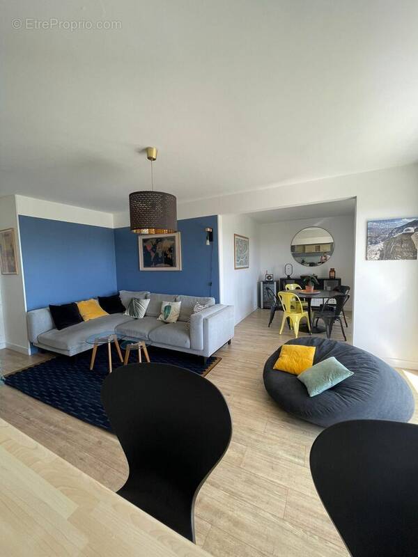 Appartement à REZE