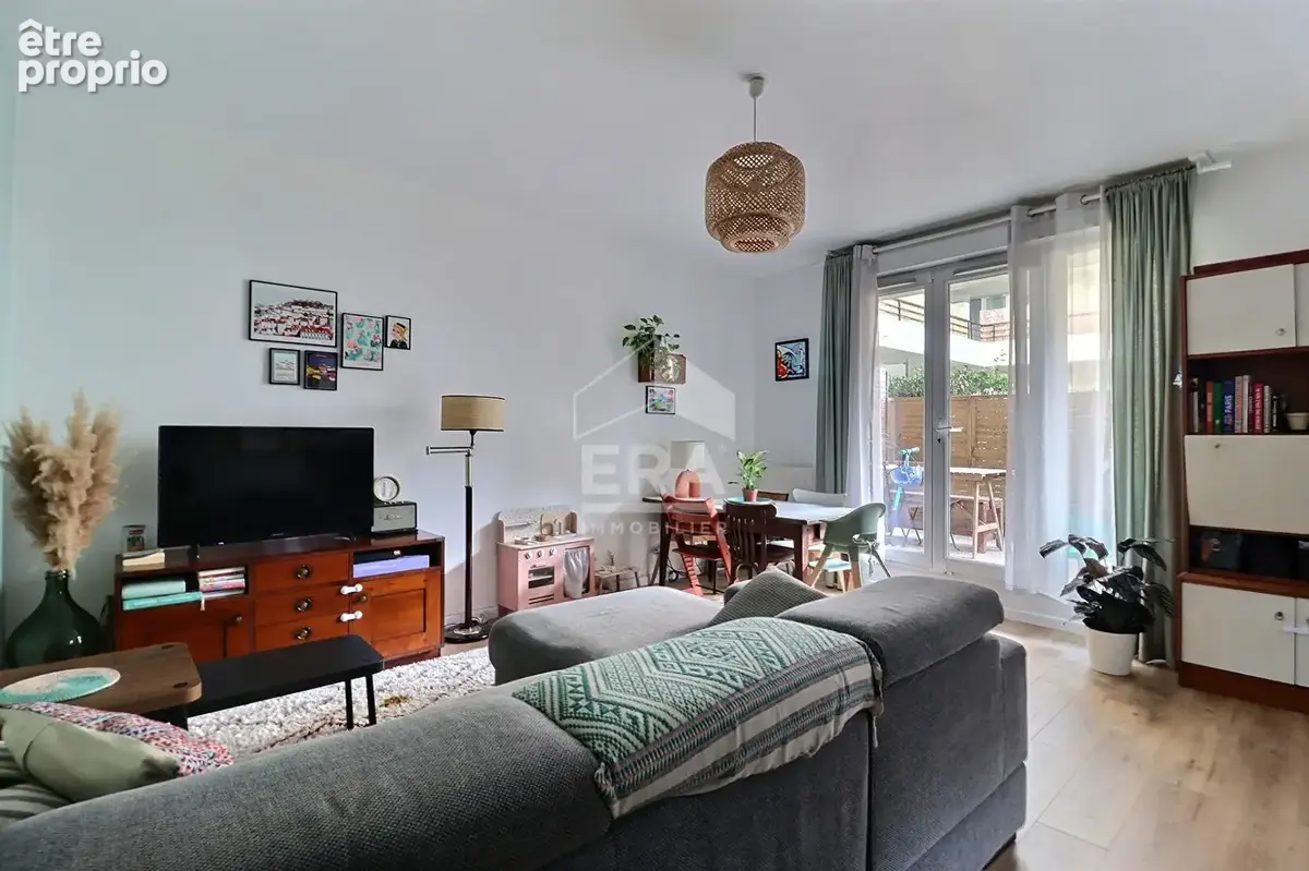 Appartement 57m² à La Plaine Saint Denis - photo 1