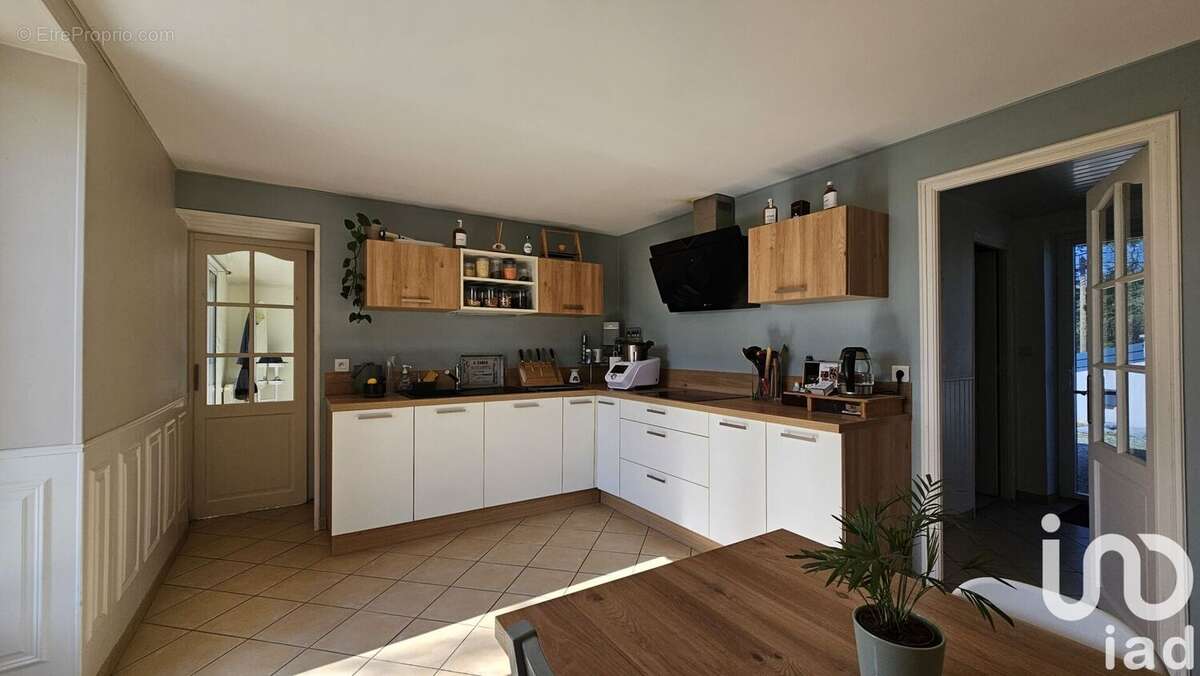 Photo 6 - Maison à CORDEMAIS