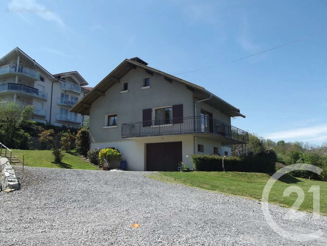 Maison à MAXILLY-SUR-LEMAN