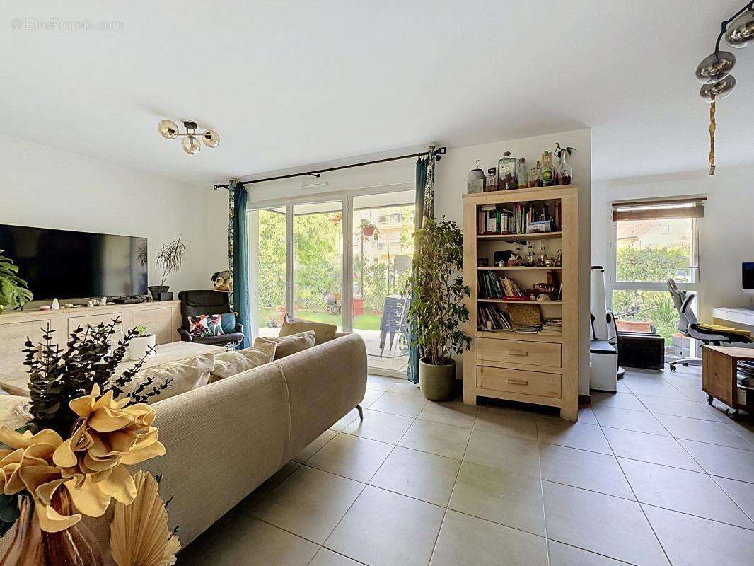 Appartement à SAINT-PIERRE-EN-FAUCIGNY