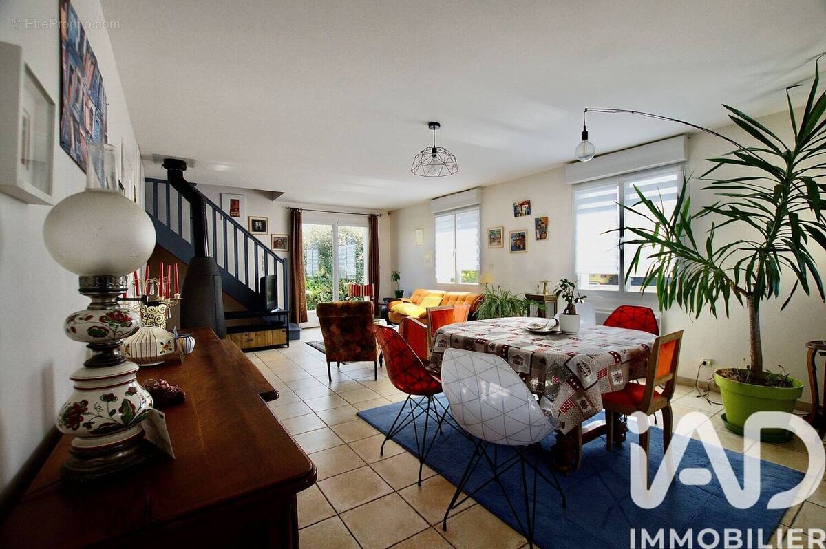 Photo 1 - Maison à FEREL