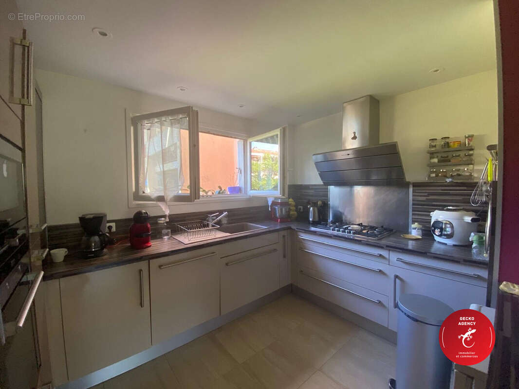Appartement à COGOLIN