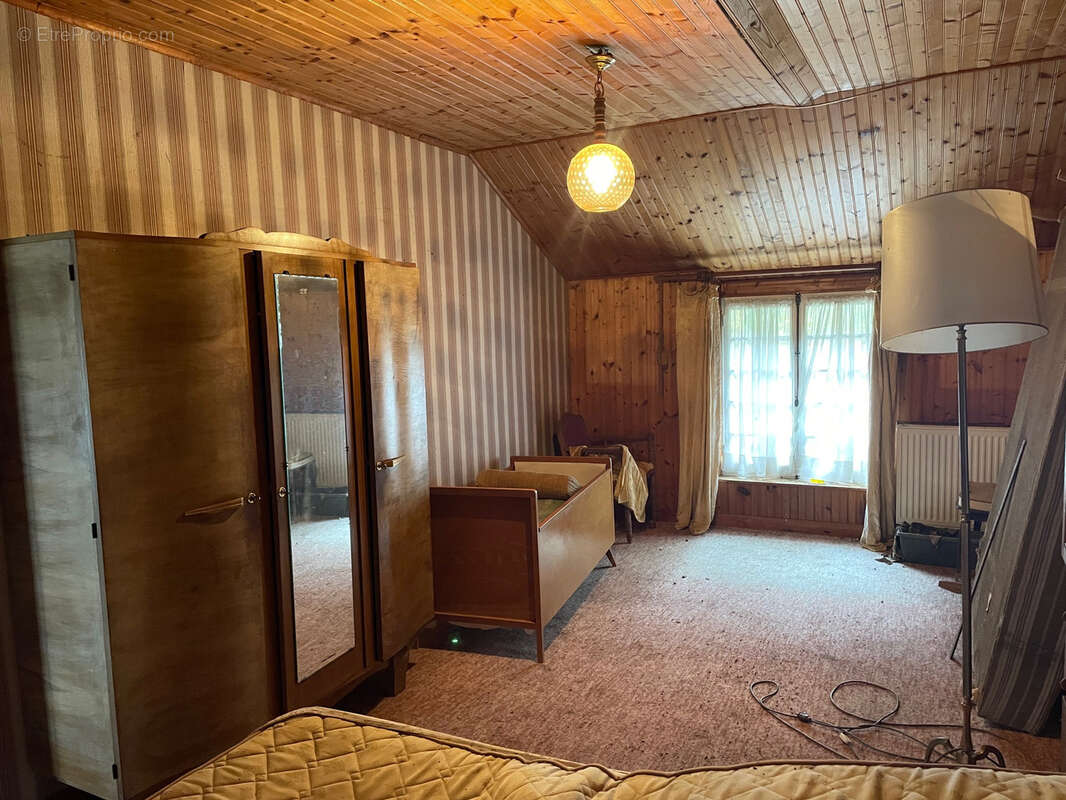 Maison à LA CHAPELLE-MOUTILS