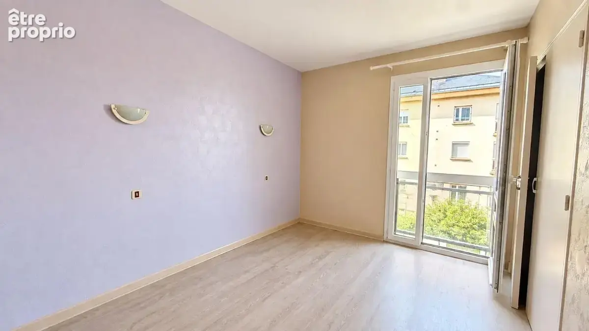 Appartement T4 82 m² – 3 chambres, balcon, garage et parking – Onet-le-Château - photo 10