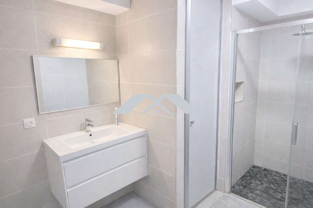 Appartement à SAINT-DENIS