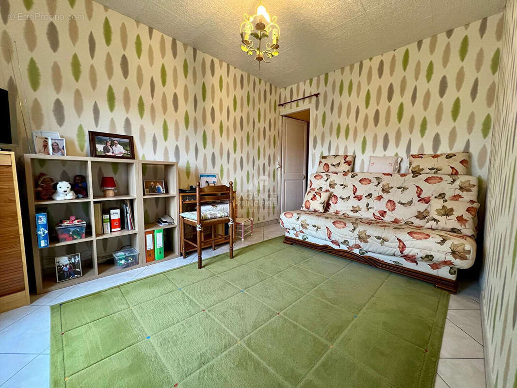 Appartement à CARRIERES-SUR-SEINE