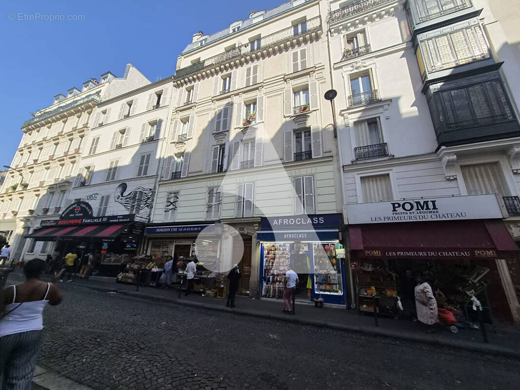 Appartement à PARIS-18E