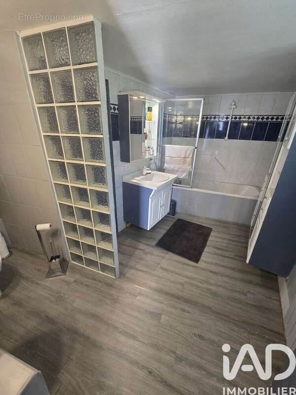 Maison 135 m² à Passy-Grigny  - photo 5