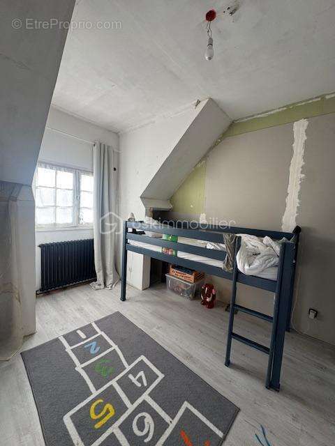 Maison à VILLECONIN