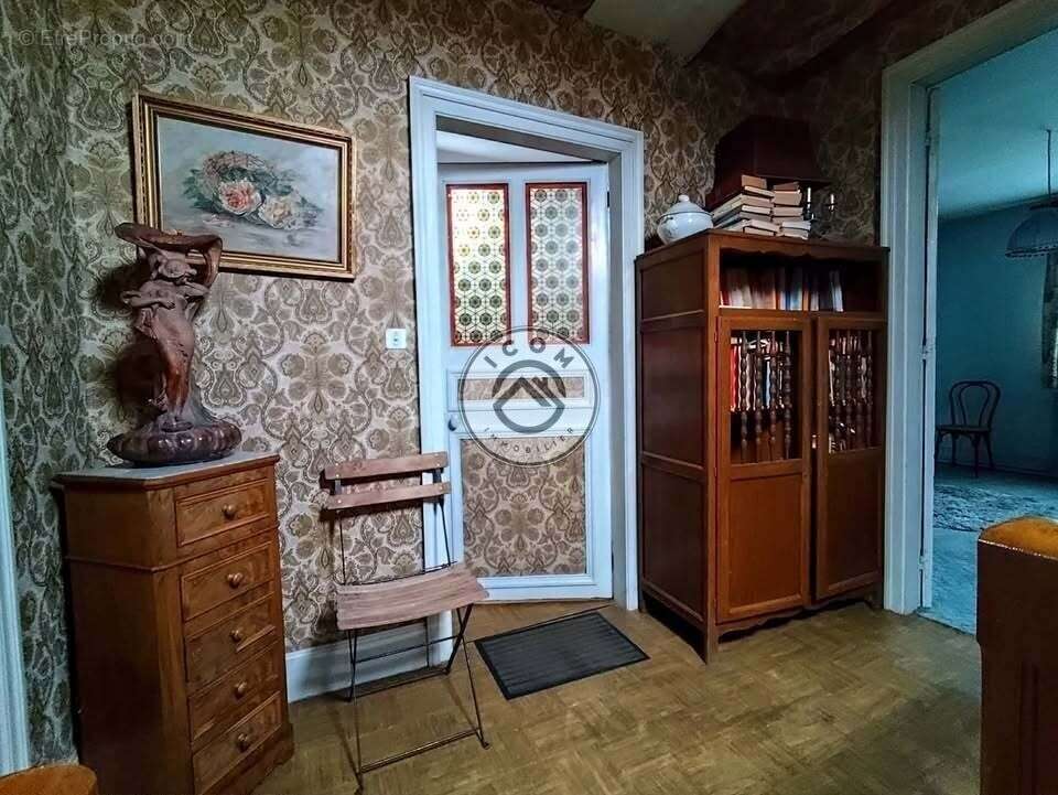 Maison à THIANT