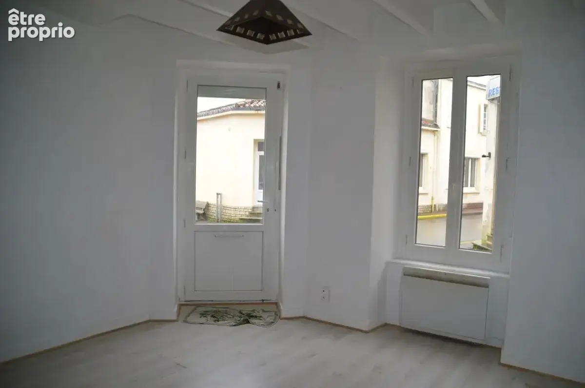 Appartement 6 pièces 113 m² à vendre à La Caillere-Saint-Hilaire (85410) - photo 2